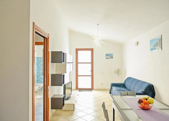 Tatil Evi I Girasoli Bari Sardo